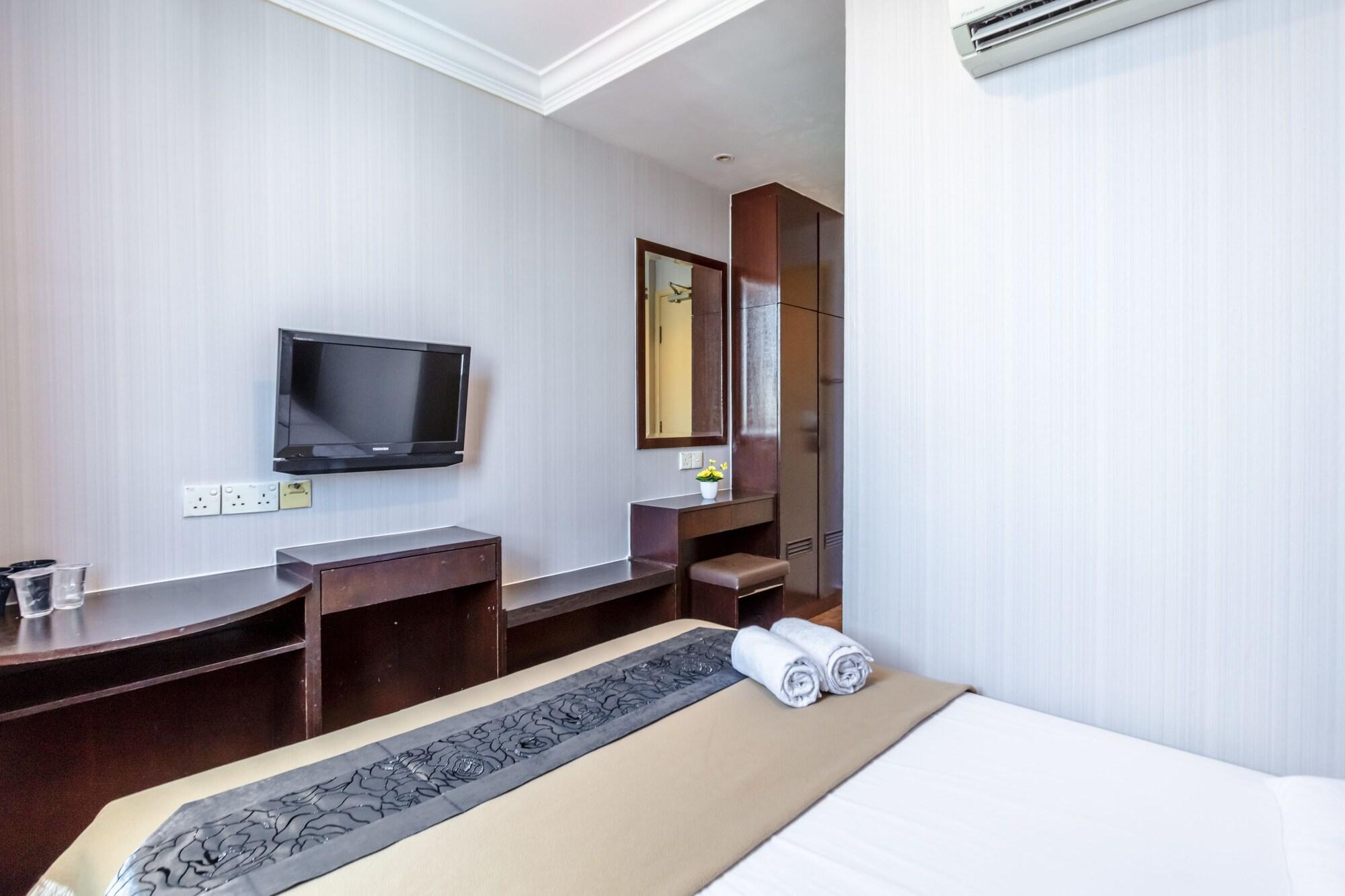 K Hotel 2*